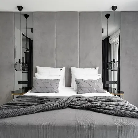 El - Aries Apartment *