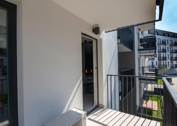 El - Aries بوزنان